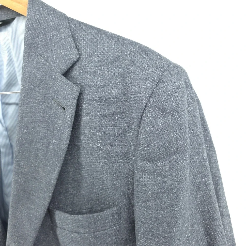 Jos A Bank Mens Blazer 100% Silk Grey Textured 42R Signature Collection 2-Button